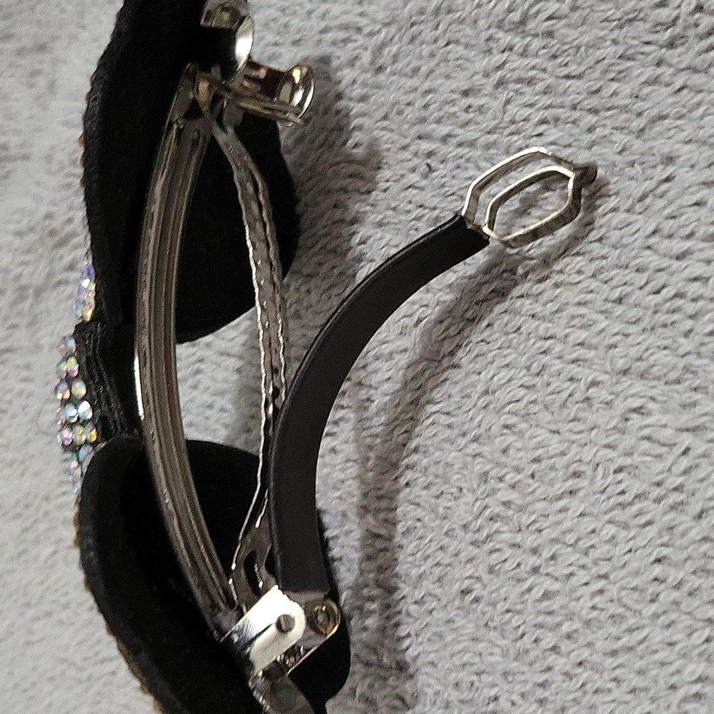 Hair Accessory Bow - Picture 5 of 5